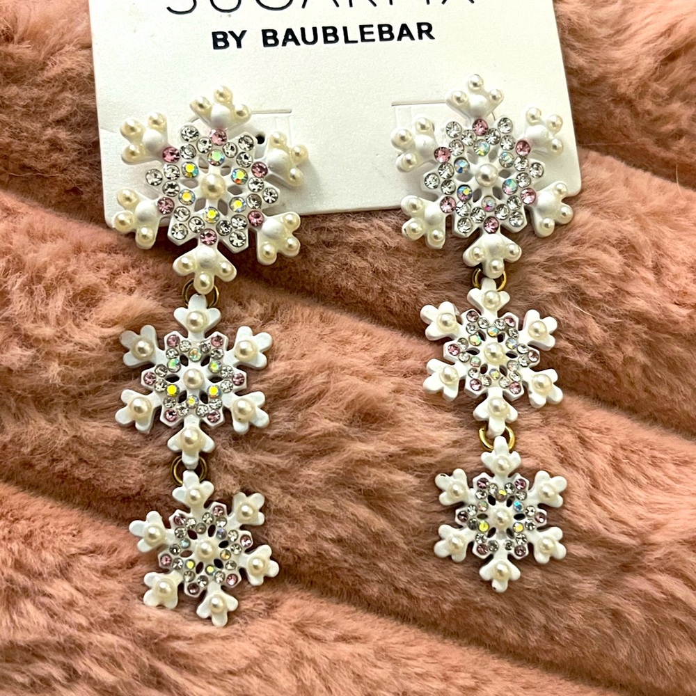 ❄️❤️❄️BaubleBar Let It Snow ❄️ ❤️❄️💰Bundle Earrings/Will Offer Discount 💰